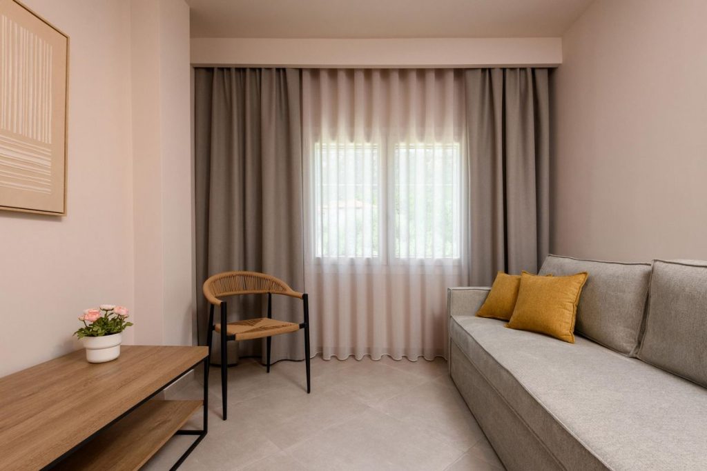 One Bedroom Apartment with Jacuzzi- Olea Mare Suites