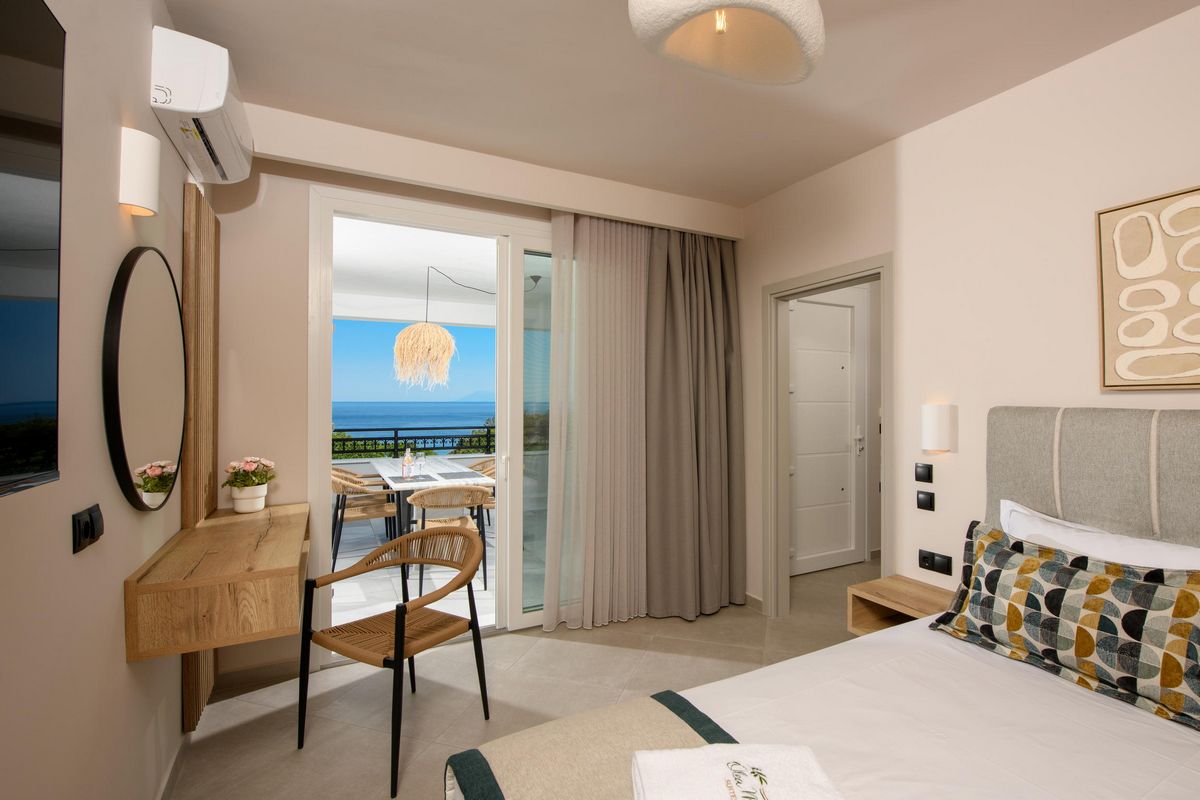 One Bedroom Apartment with Jacuzzi- Olea Mare Suites